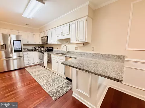 Kitchen - 14318 Pennington Ct #113, Solomons, MD 20688 photo 3 of 6