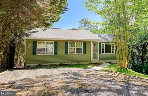 12010 Settlers Trl, Lusby, MD 20657
