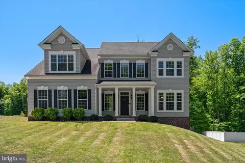 3202 Elwood Ln, Huntingtown, MD 20639