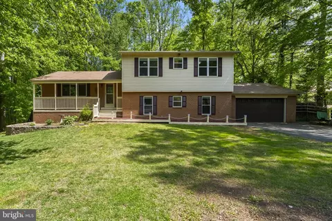 6311 Deerbrooke Ct, Chesapeake Beach, MD 20732