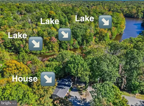 285 Red Cloud Rd, Lusby, MD 20657