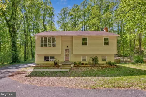 5030 Sunnyhills Dr, Sunderland, MD 20689