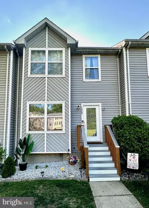 7967 Delores Ct, Chesapeake Beach, MD 20732
