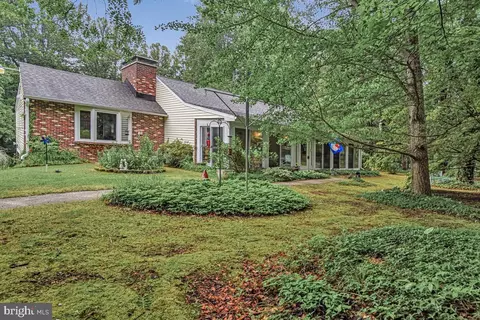 2551 Redbud Ln, Owings, MD 20736
