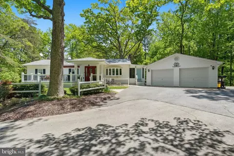 100 David Gray, Saint Leonard, MD 20685