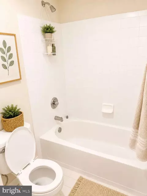 Bath - 629 Ruxton Rd #74, Solomons, MD 20688 photo 4 of 4