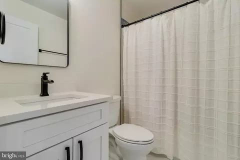 Bath - 9617 Cortland Ln, Dunkirk, MD 20754 photo 2 of 3