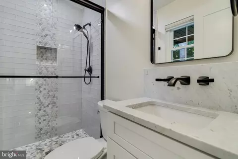 Bath - 9617 Cortland Ln, Dunkirk, MD 20754 photo 1 of 3
