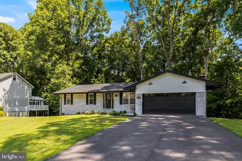 Exterior - 9617 Cortland Ln, Dunkirk, MD 20754 photo 9 of 11