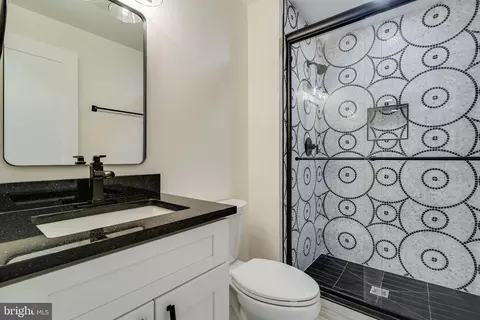 Bath - 9617 Cortland Ln, Dunkirk, MD 20754 photo 3 of 3