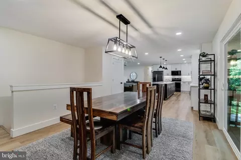 Dining - 9617 Cortland Ln, Dunkirk, MD 20754 photo 4 of 6