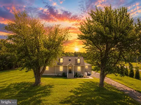4985 Solomons Island Rd, Huntingtown, MD 20639
