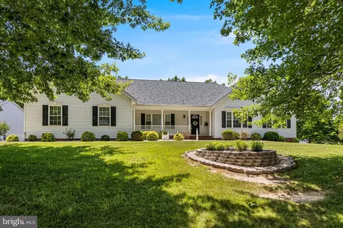 Exterior - 12310 Longleaf Ln, Dunkirk, MD 20754 photo 11 of 12