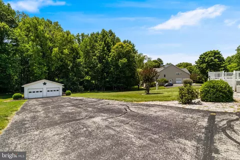 Exterior - 12310 Longleaf Ln, Dunkirk, MD 20754 photo 7 of 12
