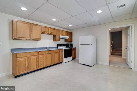 Kitchen - 12310 Longleaf Ln, Dunkirk, MD 20754 photo 8 of 8