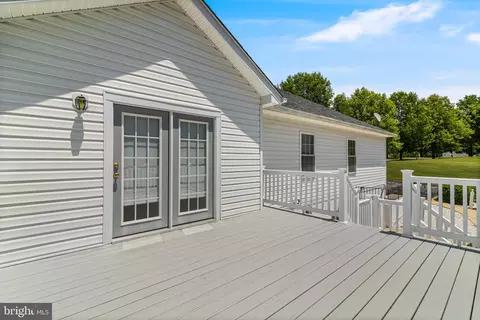 Exterior - 12310 Longleaf Ln, Dunkirk, MD 20754 photo 3 of 12