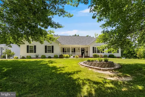 Exterior - 12310 Longleaf Ln, Dunkirk, MD 20754 photo 12 of 12