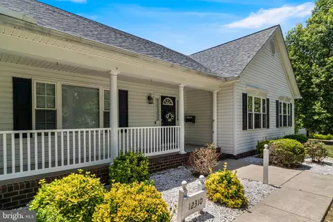 Exterior - 12310 Longleaf Ln, Dunkirk, MD 20754 photo 2 of 12