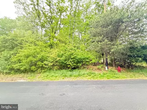 11593 Deadwood Dr, Lusby, MD 20657