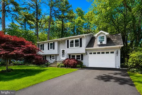 447 Dogwood Dr, Lusby, MD 20657