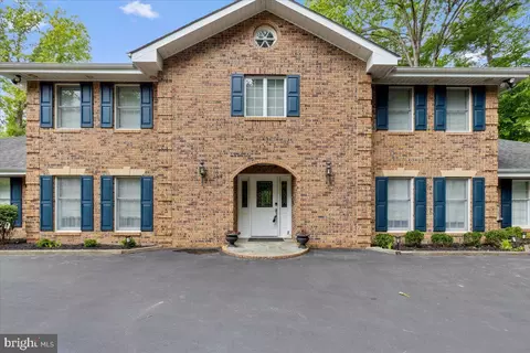 Exterior - 3901 Lakeside Ct, Dunkirk, MD 20754 photo 3 of 11