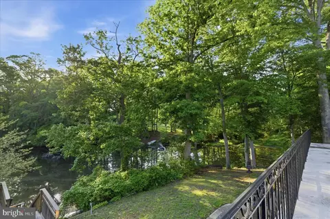 View/Area - 3901 Lakeside Ct, Dunkirk, MD 20754 photo 2 of 6