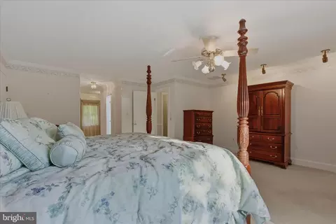 Bedroom - 3901 Lakeside Ct, Dunkirk, MD 20754 photo 4 of 12