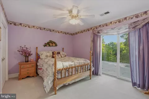 Bedroom - 3901 Lakeside Ct, Dunkirk, MD 20754 photo 7 of 12