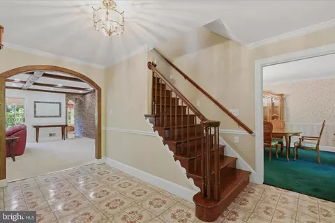 Entry Way - 3901 Lakeside Ct, Dunkirk, MD 20754 photo 2 of 11