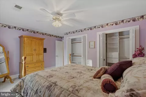 Bedroom - 3901 Lakeside Ct, Dunkirk, MD 20754 photo 6 of 12
