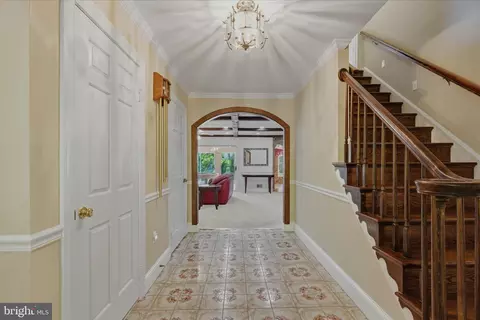Entry Way - 3901 Lakeside Ct, Dunkirk, MD 20754 photo 1 of 11