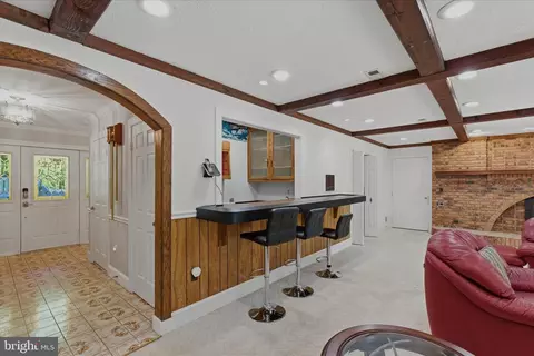 Entry Way - 3901 Lakeside Ct, Dunkirk, MD 20754 photo 6 of 11