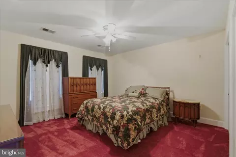 Bedroom - 3901 Lakeside Ct, Dunkirk, MD 20754 photo 10 of 12