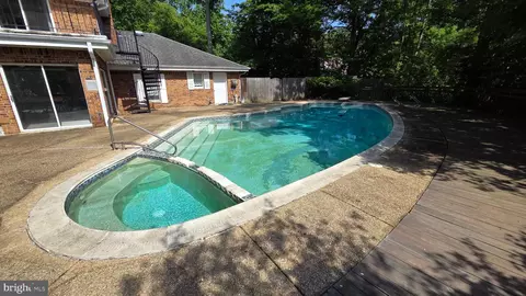 Exterior - 3901 Lakeside Ct, Dunkirk, MD 20754 photo 7 of 11