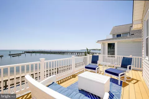 9117 Bay Ave, North Beach, MD 20714