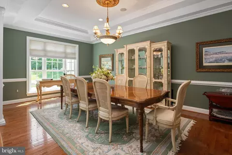 Dining - 3740 Larkview Ct, Dunkirk, MD 20754 photo 1 of 4