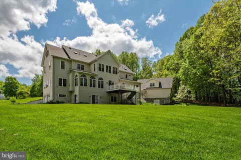 Exterior - 3740 Larkview Ct, Dunkirk, MD 20754 photo 10 of 18