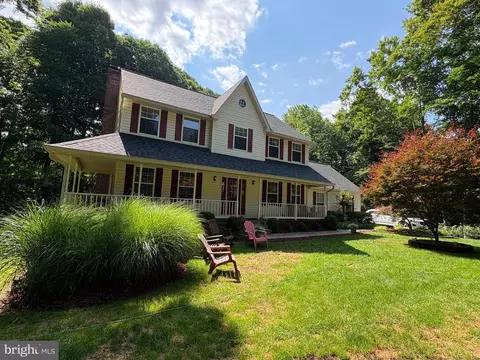 6845 Bayberry Xing, Owings, MD 20736