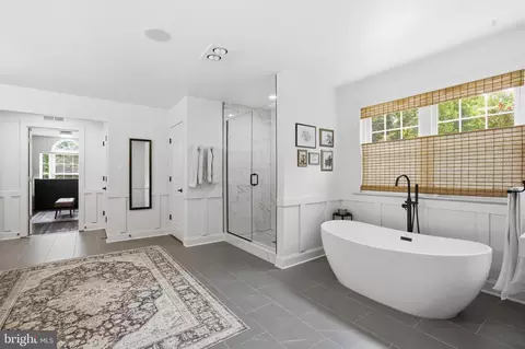 Bath - 3820 Leafcrest Ct, Dunkirk, MD 20754 photo 5 of 8
