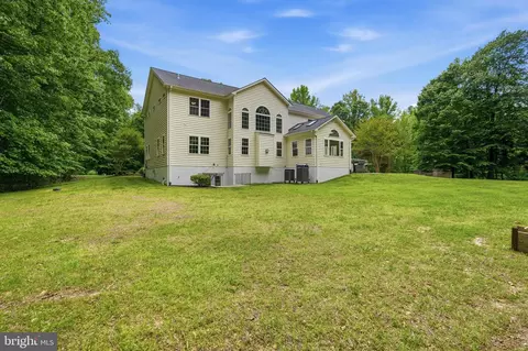 Exterior - 3820 Leafcrest Ct, Dunkirk, MD 20754 photo 9 of 15