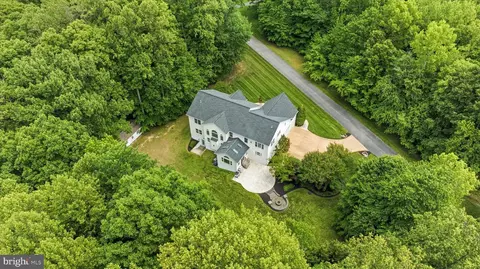 View/Area - 3820 Leafcrest Ct, Dunkirk, MD 20754 photo 5 of 8