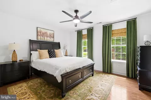 Bedroom - 3820 Leafcrest Ct, Dunkirk, MD 20754 photo 3 of 10