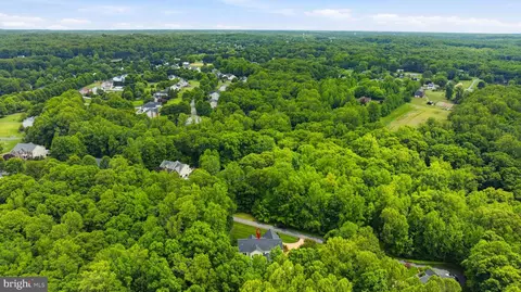 View/Area - 3820 Leafcrest Ct, Dunkirk, MD 20754 photo 7 of 8