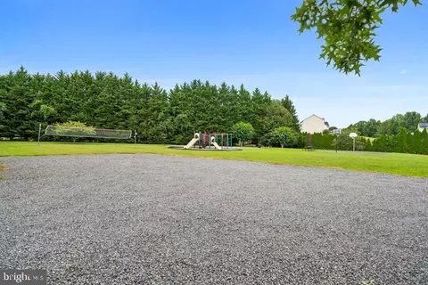 Exterior - 3820 Leafcrest Ct, Dunkirk, MD 20754 photo 13 of 15