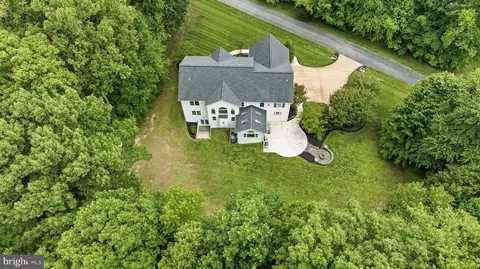 View/Area - 3820 Leafcrest Ct, Dunkirk, MD 20754 photo 4 of 8