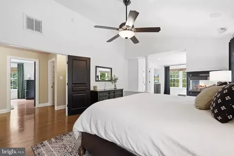 Entry Way - 3820 Leafcrest Ct, Dunkirk, MD 20754 photo 10 of 16