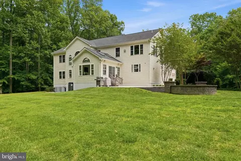 Exterior - 3820 Leafcrest Ct, Dunkirk, MD 20754 photo 7 of 15