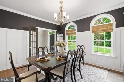 Dining - 3820 Leafcrest Ct, Dunkirk, MD 20754 photo 1 of 4