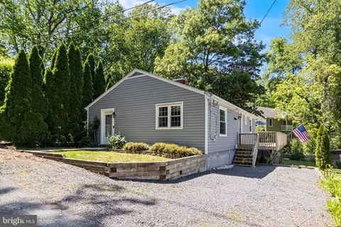 1506 Dogwood Rd, Saint Leonard, MD 20685
