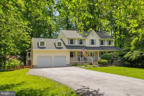 9021 Tonyas Ter, Owings, MD 20736